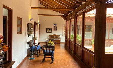 Ganga! Casa conjunto cerrado