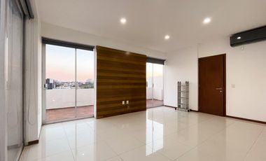 Departamento Penthouse en Venta Torre Elements Amueblado de Lujo Colomos Providencia
