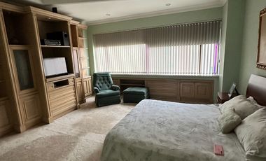 VENTA HERMOSO APARTAMENTO DE 350 METROS EN EL GOLF