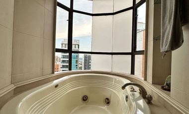 VENTA HERMOSO APARTAMENTO DE 350 METROS EN EL GOLF