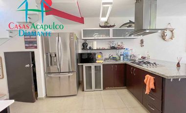 Casa en venta con roof garden y jacuzzi