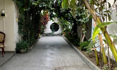 Vendo Hermosa Casa 330 m2 Vesalio San Borja