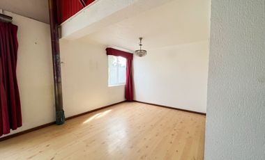 Linda casa en los Cóndores