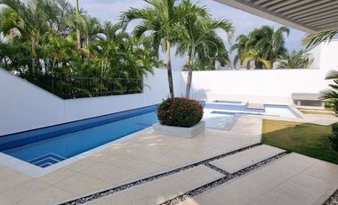 Venta de casa campestre de un piso en conjunto cerrado al oriente de la ciuda de neiva por la calle 8.