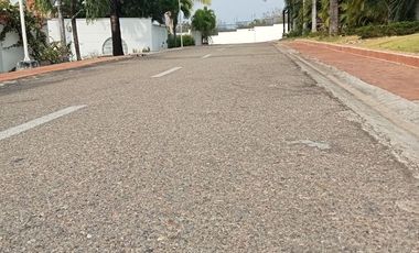 Venta de casa campestre de un piso en conjunto cerrado al oriente de la ciuda de neiva por la calle 8.