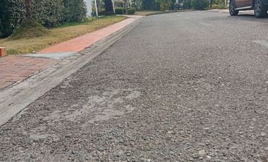 Venta de casa campestre de un piso en conjunto cerrado al oriente de la ciuda de neiva por la calle 8.