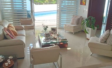 Venta de casa campestre de un piso en conjunto cerrado al oriente de la ciuda de neiva por la calle 8.