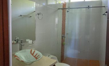Venta de casa campestre de un piso en conjunto cerrado al oriente de la ciuda de neiva por la calle 8.