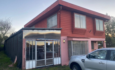 Venta de Casa de 135m2 en Villa Niza, Quillón