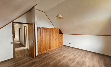 Venta de Hermosa Casa Clásica de 320m2, La Unión