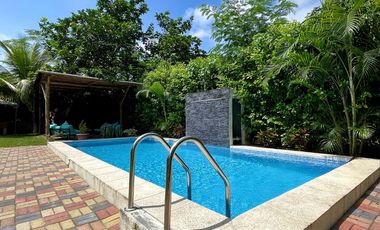 Dos Mangas, espectacular residencia con piscina y amplio patio