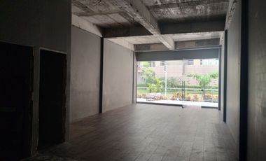 Local en arriendo en Alto Prado.