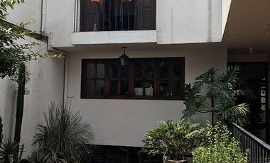 CASA ESTILO COLONIAL EN CALZADA DE LAS AGUILAS EN LOMAS DE AXOMIATLA.