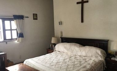 CASA ESTILO COLONIAL EN CALZADA DE LAS AGUILAS EN LOMAS DE AXOMIATLA.