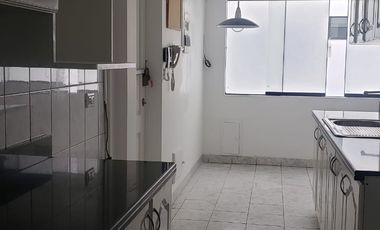 Alquiler de Exclusivo Departamento Triplex cerca del Óvalo Higuereta
