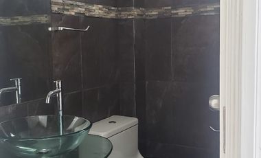 Alquiler de Exclusivo Departamento Triplex cerca del Óvalo Higuereta