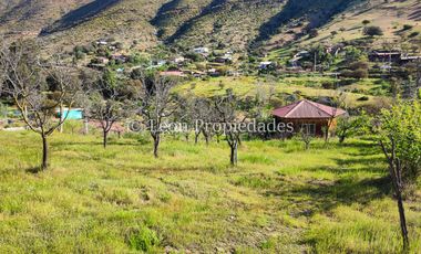 Leon Propiedades vende hermosa parcela en sector Lo Águila, Curacaví.