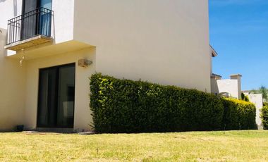 El Mayorazgo SE RENTA casa
