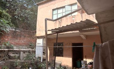 Se vende casa con terreno para oficina