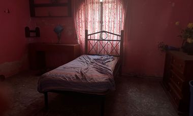 Se vende casa con terreno para oficina