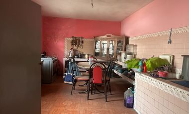 Se vende casa con terreno para oficina
