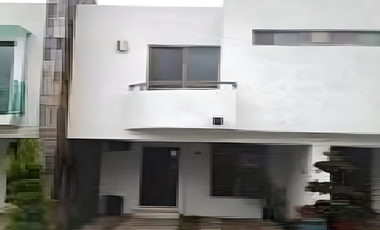 HERMOSA PROPIEDAD EN VENTA EN TLAQUEPAQUE, COL. RESIDENCIAL VALLE DEL SUR (55)