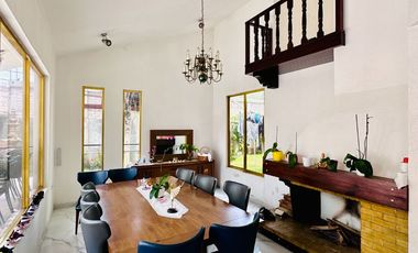 Gran Casa con Jardín
