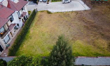 Terreno en Venta en Chaullabamba - Urbanización Puertas de Hierro