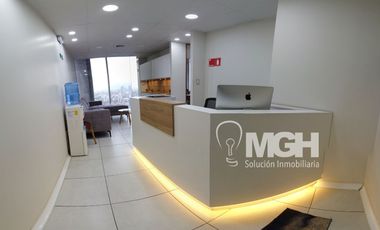 Excelente Oficina en el Mejor Sector de La Reina