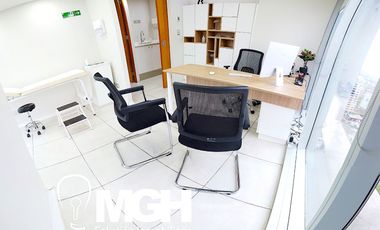 Excelente Oficina en el Mejor Sector de La Reina