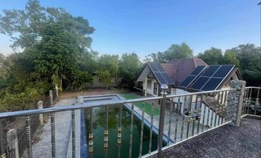 Overlooking House and lot for sale