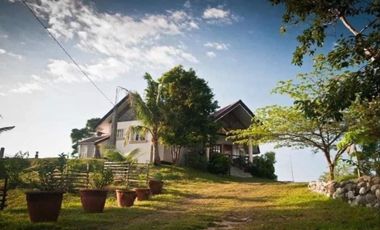 Overlooking House and lot for sale