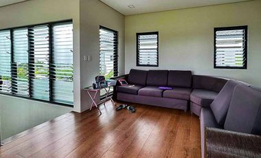 Modern Family Home with Private Pool in Amara Subdivision