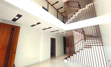 3STOREY MODERN DESIGN SINGLE-ATTACHED HOUSE & LOT FOR SALE BRGY. SUN VALLEY PARANAQUE CITY