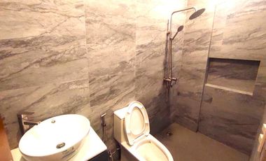 3STOREY MODERN DESIGN SINGLE-ATTACHED HOUSE & LOT FOR SALE BRGY. SUN VALLEY PARANAQUE CITY