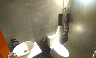 3STOREY MODERN DESIGN SINGLE-ATTACHED HOUSE & LOT FOR SALE BRGY. SUN VALLEY PARANAQUE CITY