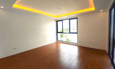 3STOREY MODERN DESIGN SINGLE-ATTACHED HOUSE & LOT FOR SALE BRGY. SUN VALLEY PARANAQUE CITY