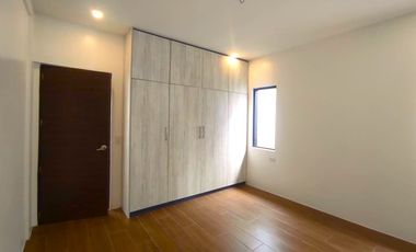 3STOREY MODERN DESIGN SINGLE-ATTACHED HOUSE & LOT FOR SALE BRGY. SUN VALLEY PARANAQUE CITY