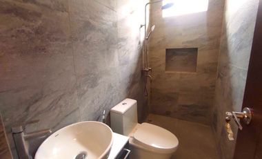 3STOREY MODERN DESIGN SINGLE-ATTACHED HOUSE & LOT FOR SALE BRGY. SUN VALLEY PARANAQUE CITY