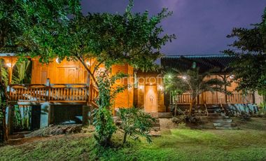 Bali Bliss Awaits: Own This Stunning Wooden Lodge Freehold 3-Bed Villa Near Soka Beach