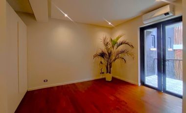 With Swimming Pool Luxurious 3Storey Single House & Lot for Sale in Merville Subdivision Parañaque City