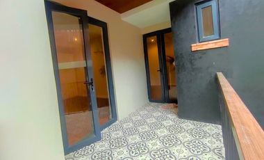 With Swimming Pool Luxurious 3Storey Single House & Lot for Sale in Merville Subdivision Parañaque City