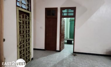 Dijual Rumah Hook Jalan Apel Jajar Surakarta Solo Jawa Tengah Lokasi Strategis Nyaman Siap Huni