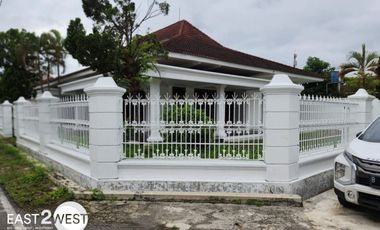 Dijual Rumah Hook Jalan Apel Jajar Surakarta Solo Jawa Tengah Lokasi Strategis Nyaman Siap Huni