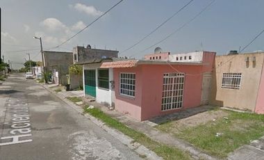 Casa en Remante Bancario.  **Fantástica oportunidad que no puede dejar pasar**