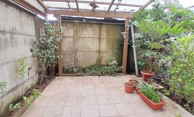 CASA 4 DORMITORIOS EN VILLA ENTRE LAGOS, FRANCKE