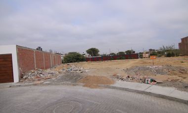 VENTA DE TERRENO –URB.  LAS ACACIAS DEL BOULEVARD COUNTRY CLUB