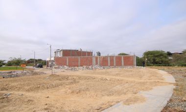 VENTA DE TERRENO –URB.  LAS ACACIAS DEL BOULEVARD COUNTRY CLUB