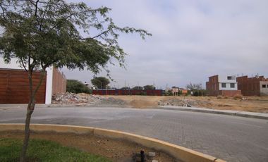VENTA DE TERRENO –URB.  LAS ACACIAS DEL BOULEVARD COUNTRY CLUB