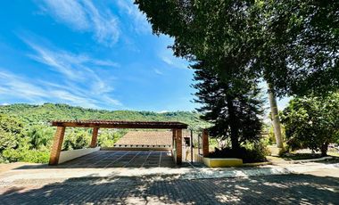 CASA EN VENTA EN LAS CAÑADAS